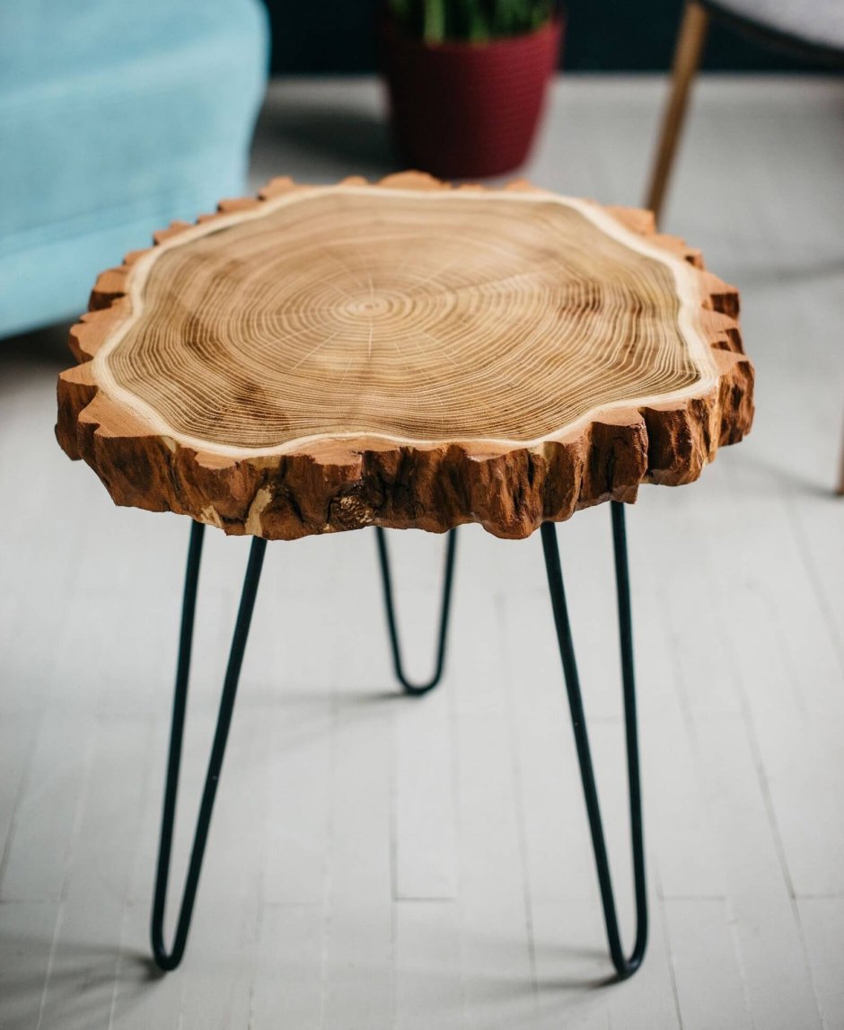 Стул из спила дерева