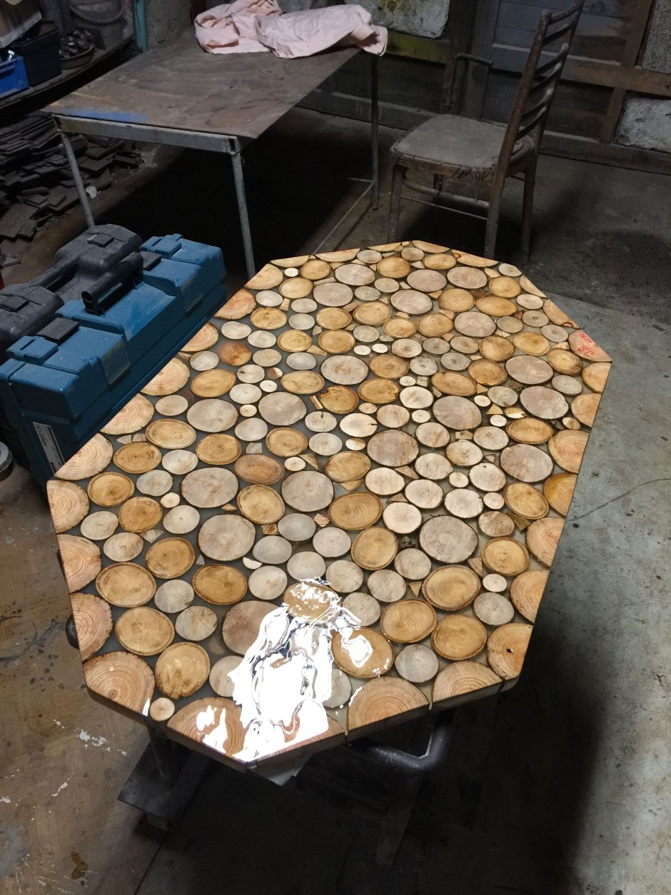 Дорожка из спилов дерева