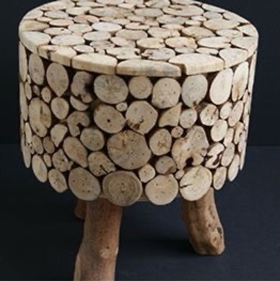 Табурет из бревна