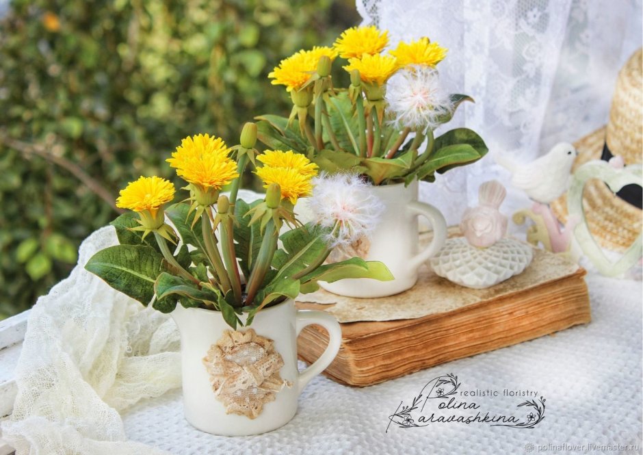 Композиция с одуванчиками
