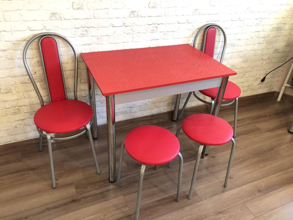 Стулья для маленькой кухни