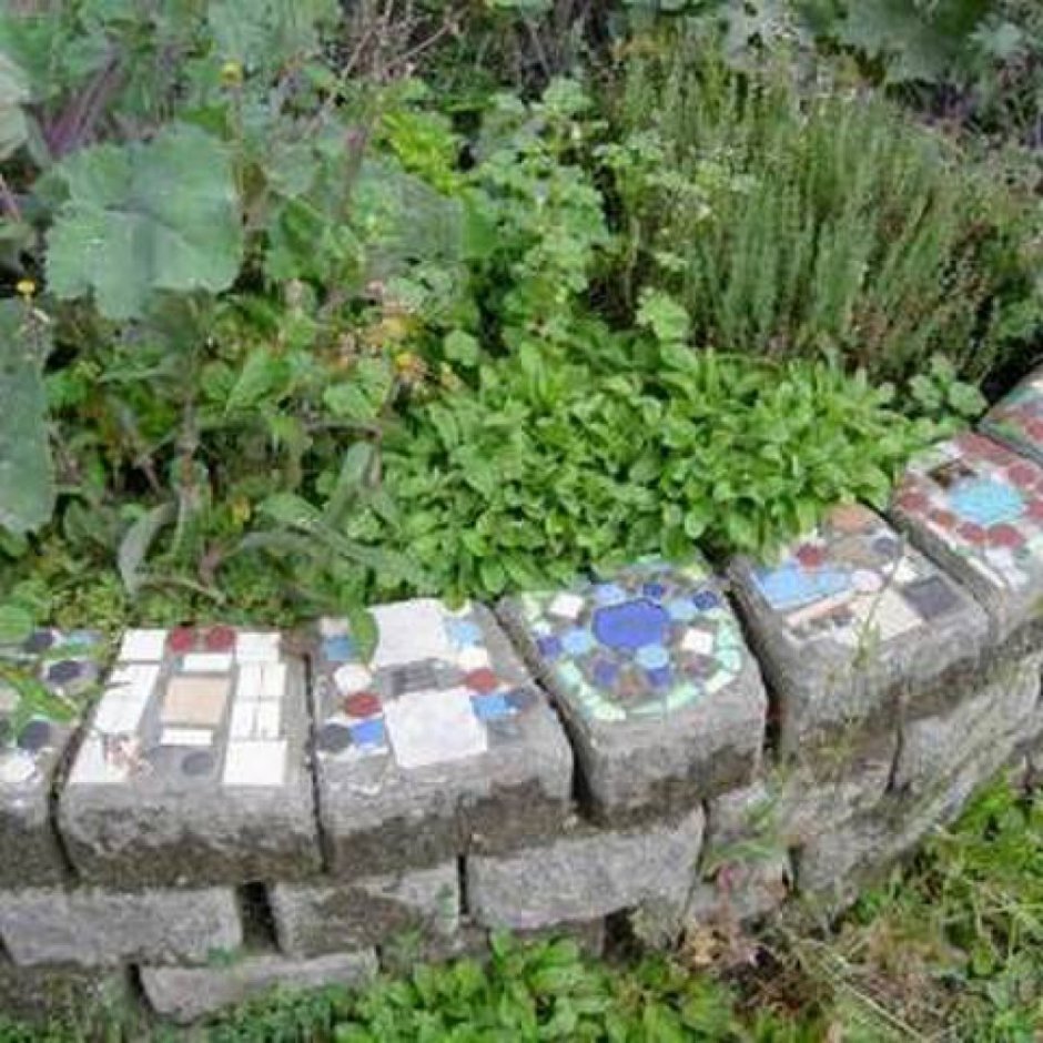 Водоем в палисаднике