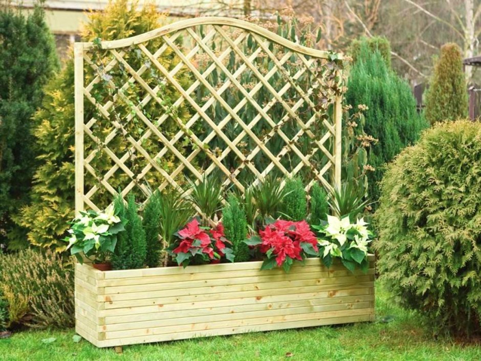 Забор из пластиковых бутылок