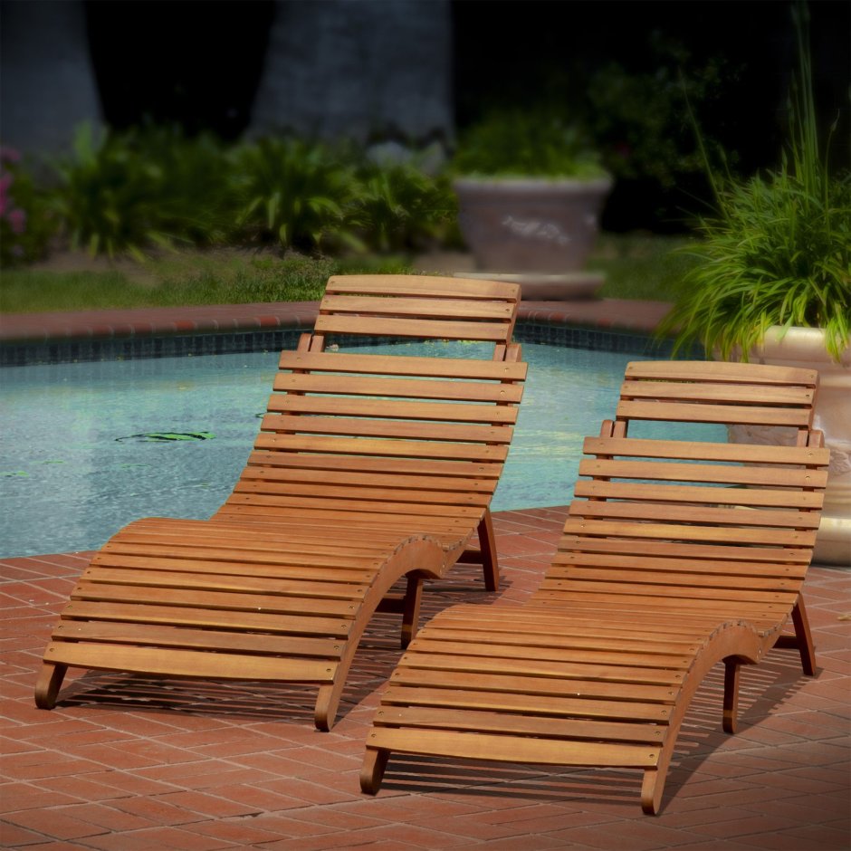 Nannette Chaise Lounge