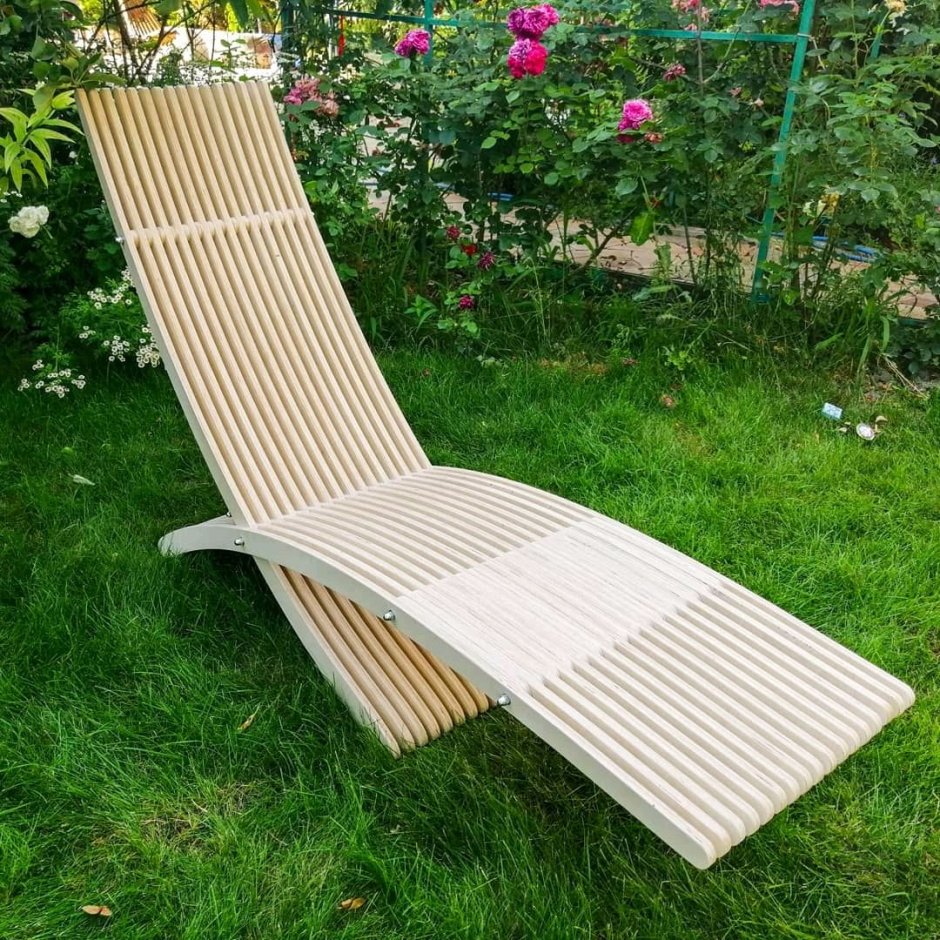 Шезлонг для дачи