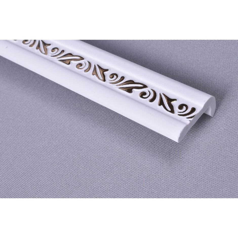 Уголок ПВХ Д-03 белый (золото), 30*30*2700 мм - РУСЭКСПРЕСС