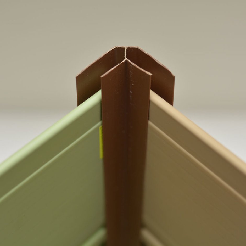 Угол внутренний ПВХ 4x3000