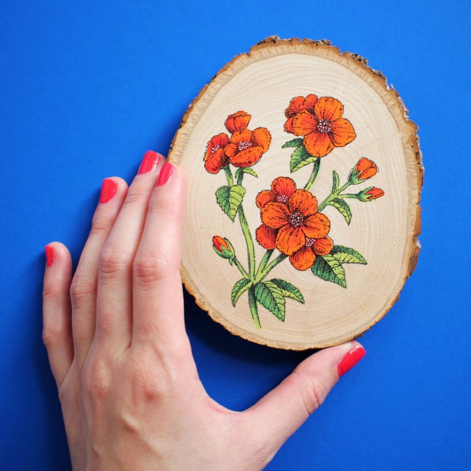 Роспись на спилах дерева акриловыми