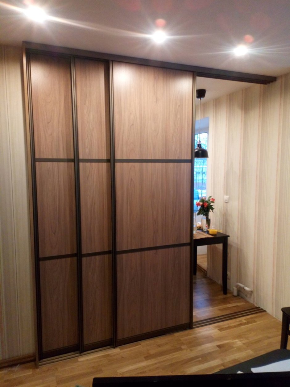 Раздвижные перегородки из ЛДСП