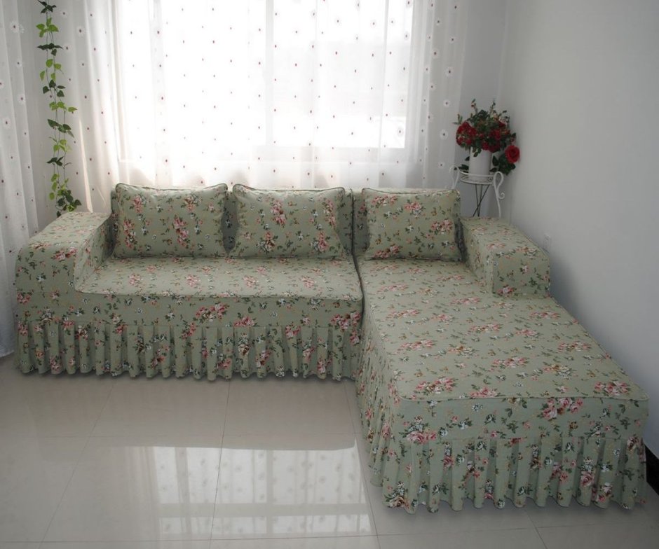 Пошив Накидок на угловой диван