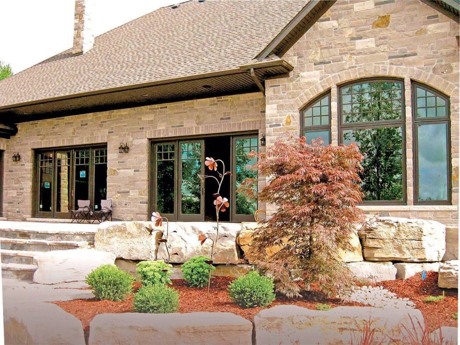 Отделка фасада натуральным камнем