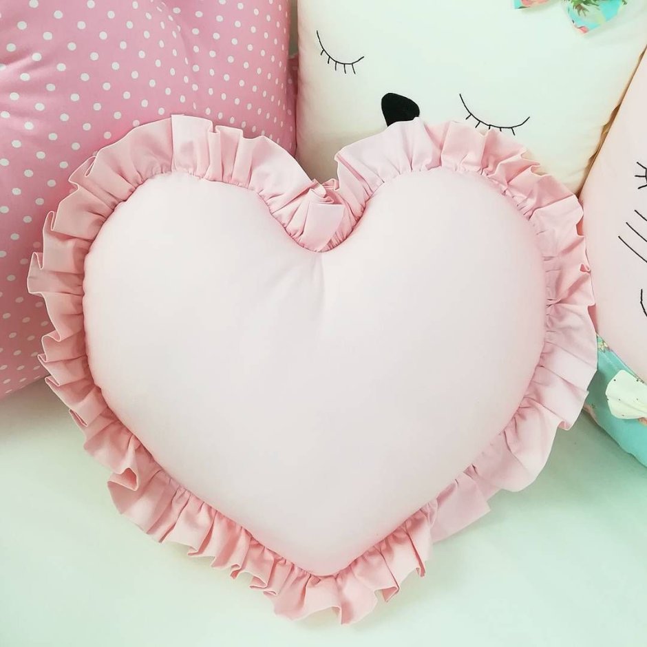 Подушка сердечки