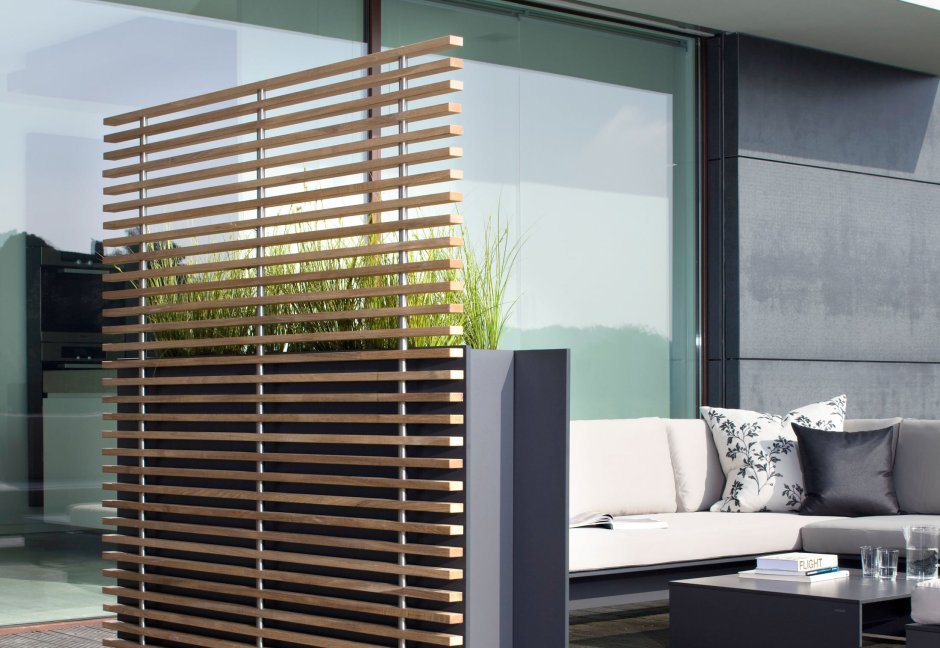 Деревянная перегородка для сада