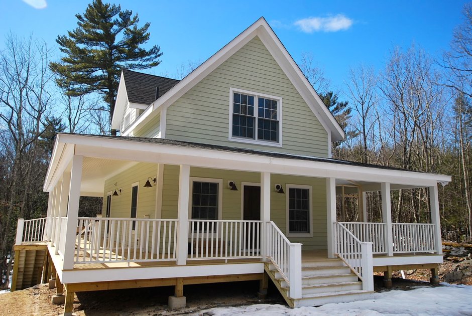 Дом с террасой с двух сторон