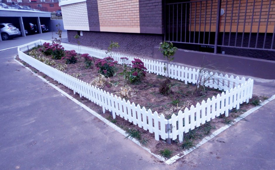 Цветочные клумбы из шлакоблока