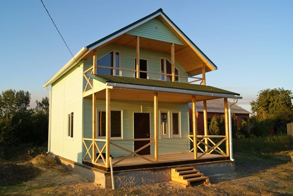 Веранда с балконом