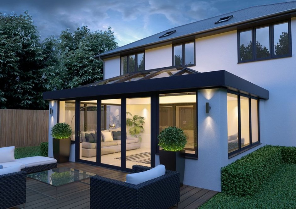 Двухэтажный дом с застекленной террасой