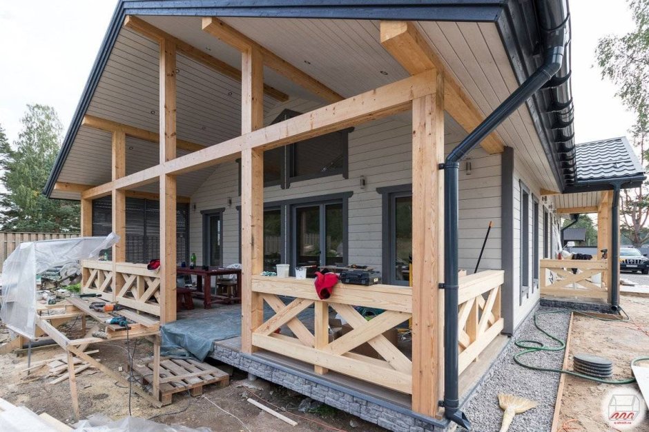 Стеклянная веранда к дому