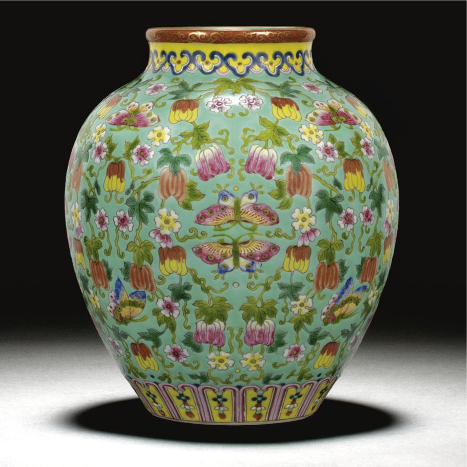 Ваза в китайском стиле