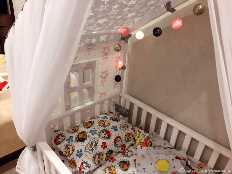 Кровать домик для девочки