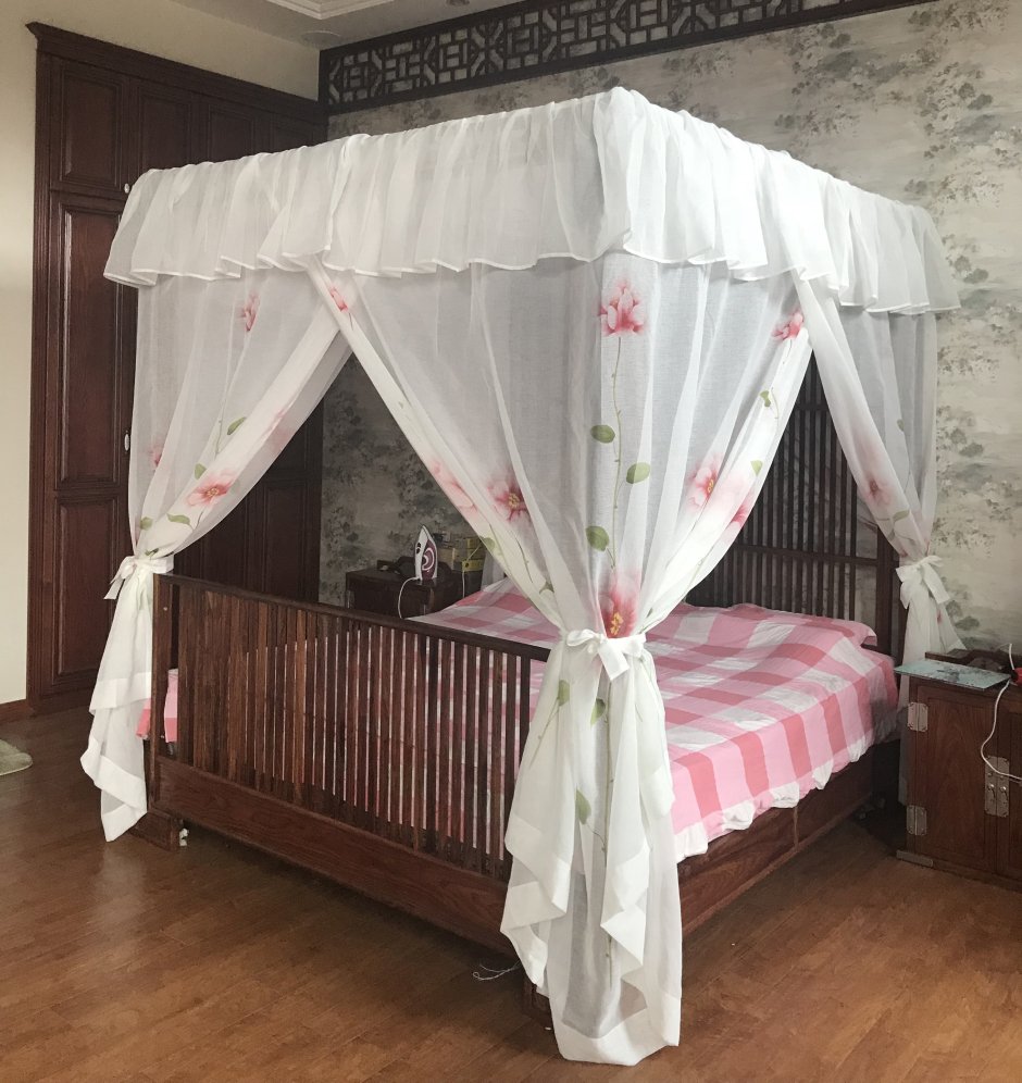 Детская кровать-чердак домик