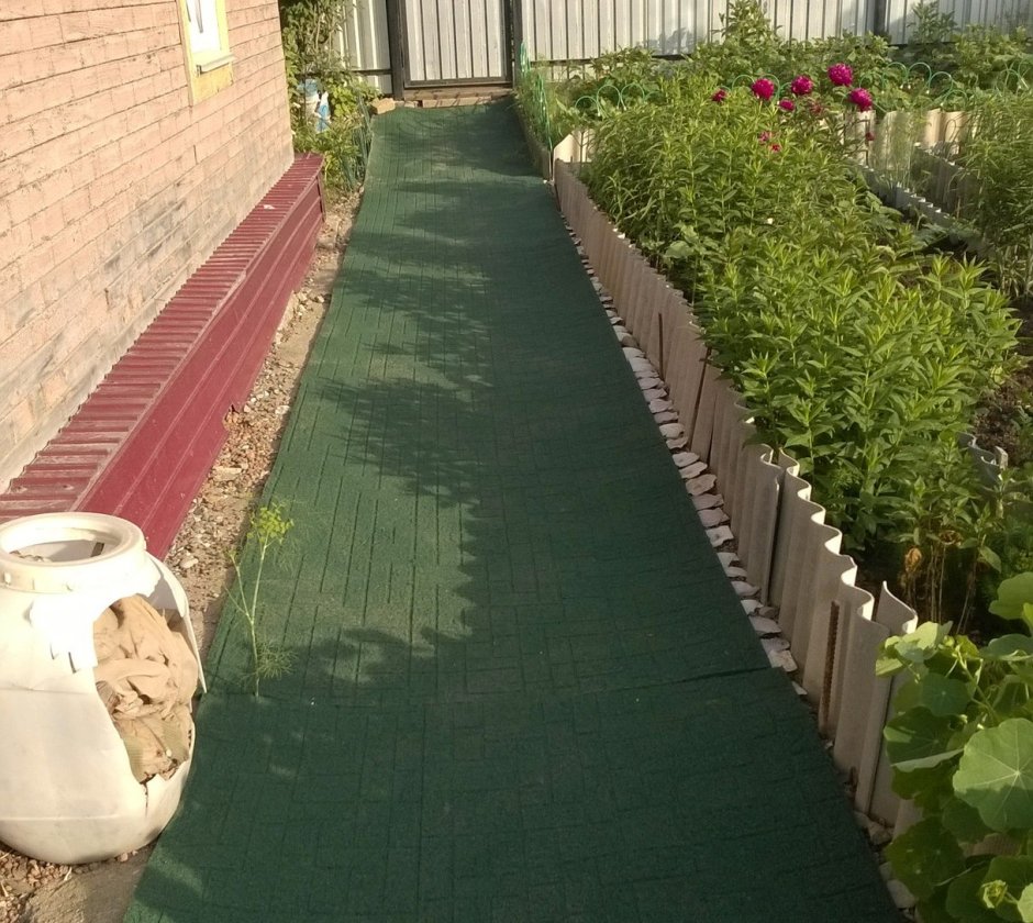 Покрытие рулонное ячейка Hollow Runner 1м х 10 м х 16мм