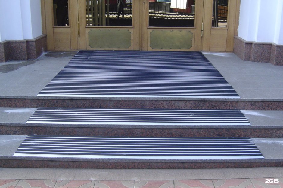 Резиновое покрытие для детской площадки