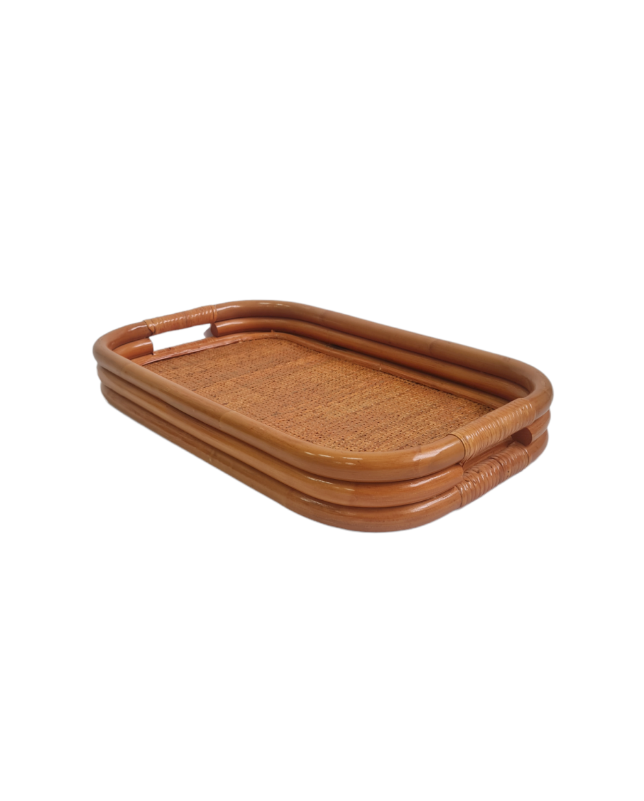 Поднос овальный из ротанга