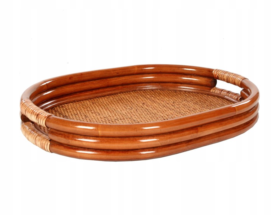 Поднос из ротанга