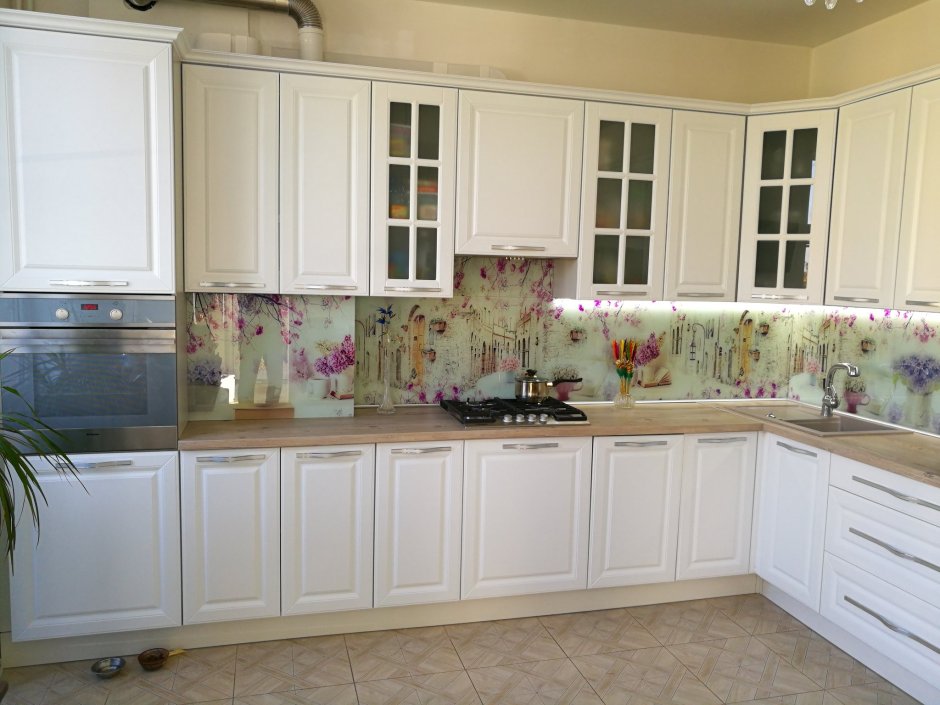 Стеклянный фартук для кухни Неоклассика