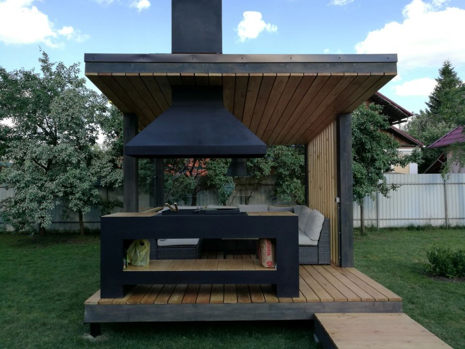 Вытяжка для барбекю в беседке