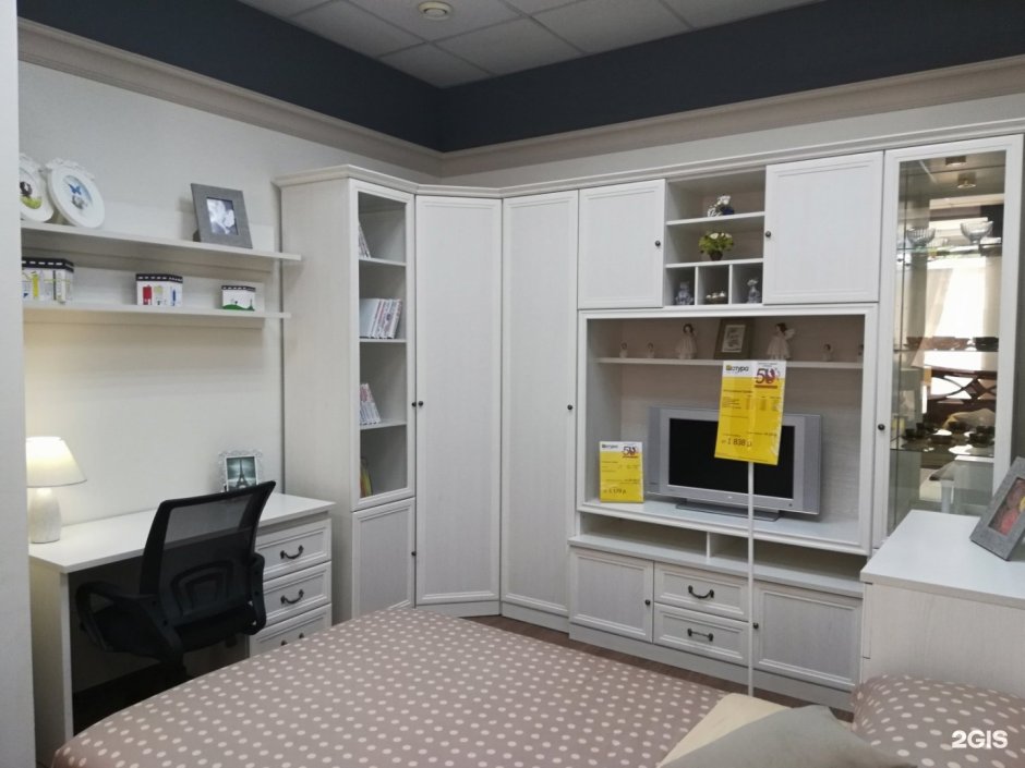 Кухонный гарнитур с экспозиции