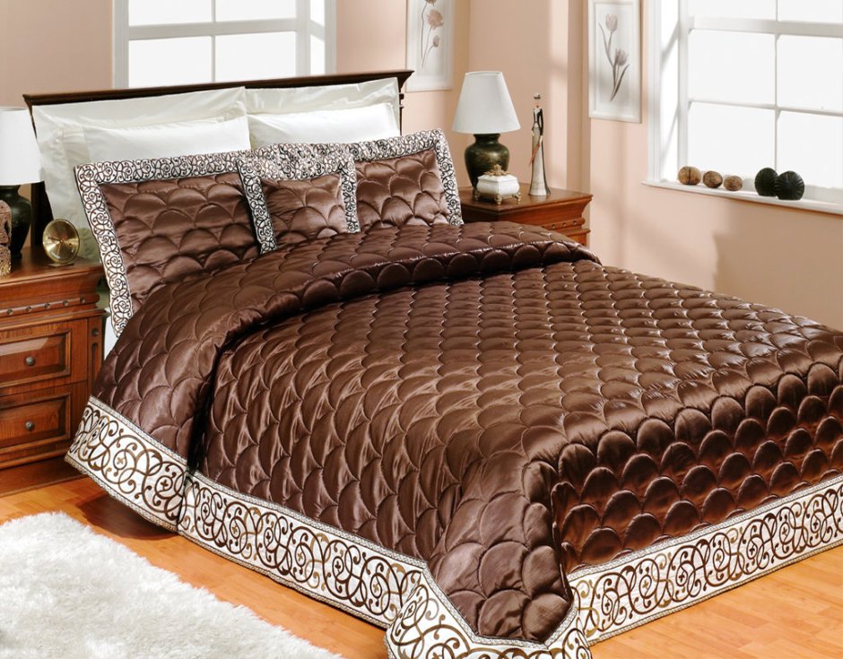 Красивое покрывало на кровать