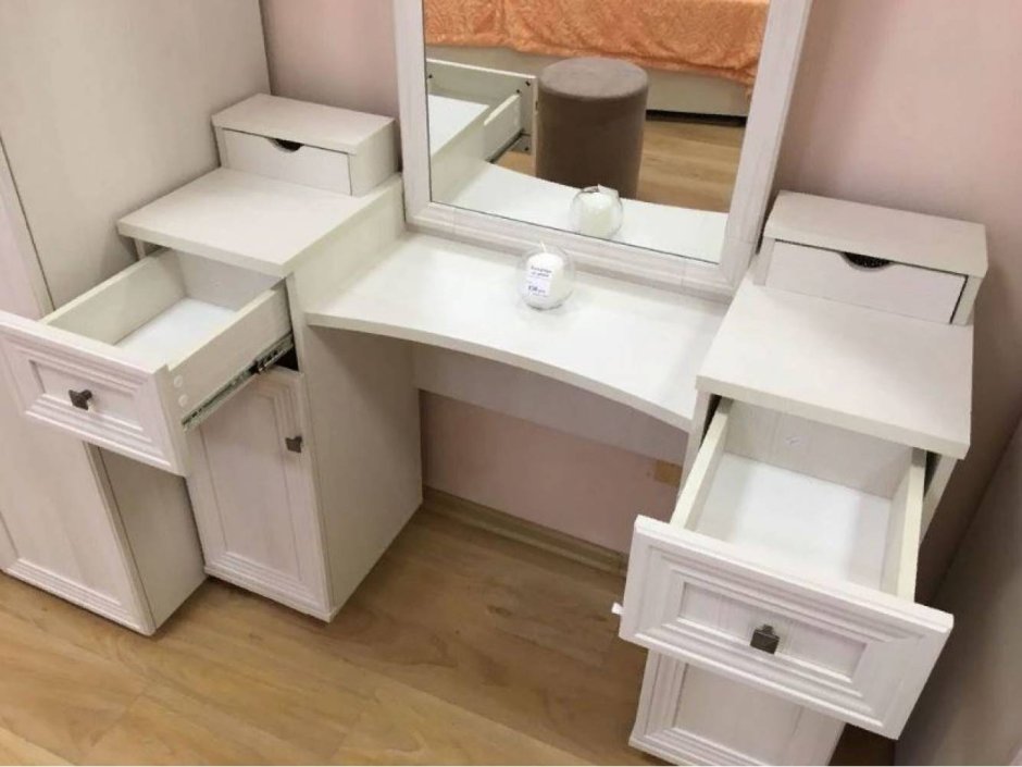 Стол туалетный Карина 43