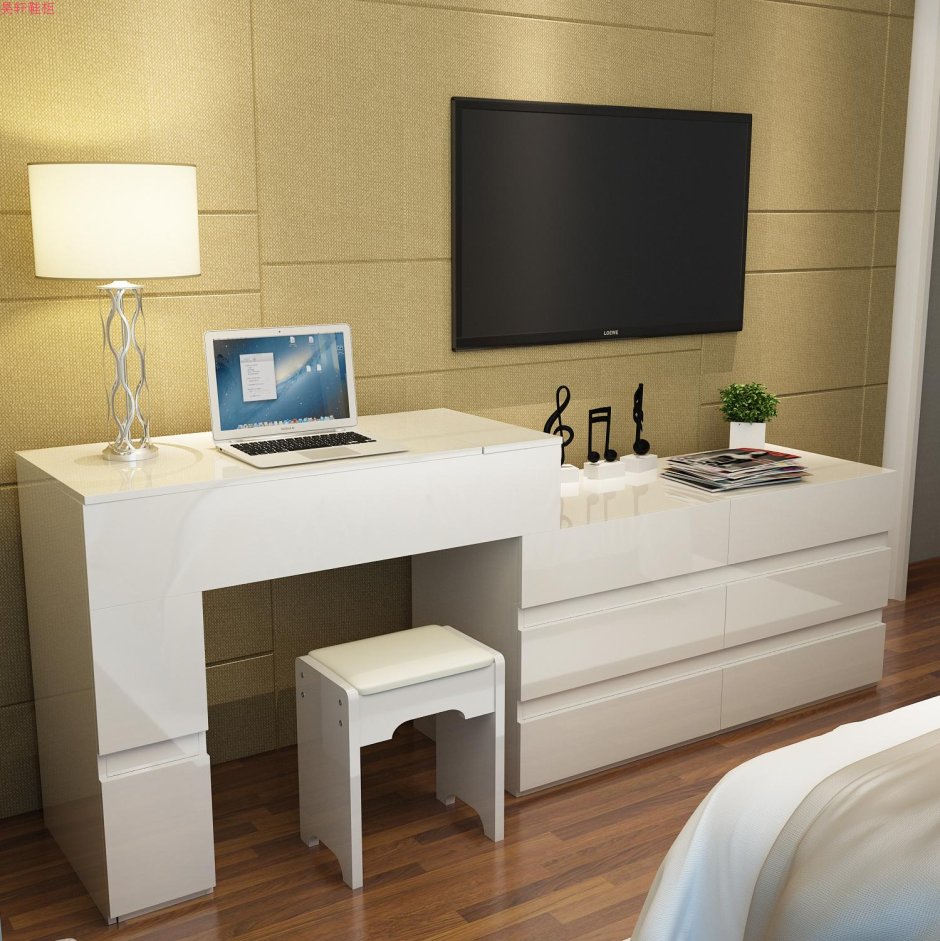 Компьютерный стол и туалетный столик 2 в 1