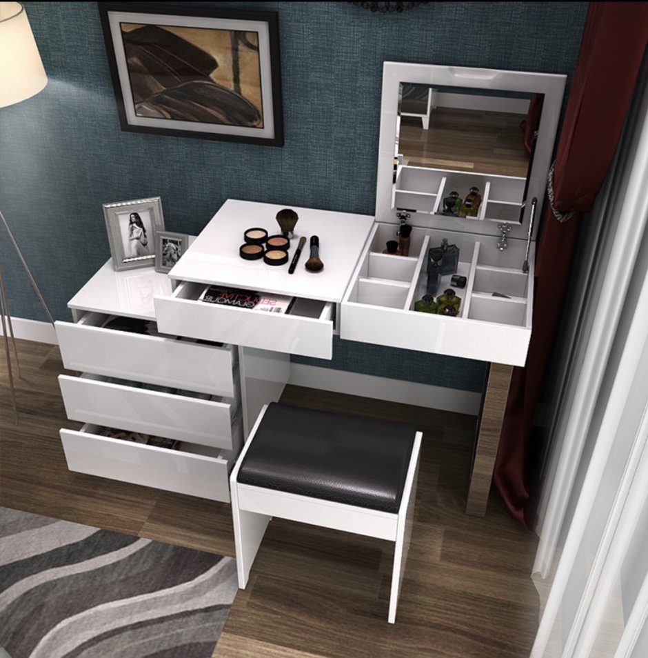 Туалетный столик с выдвижной столешницей