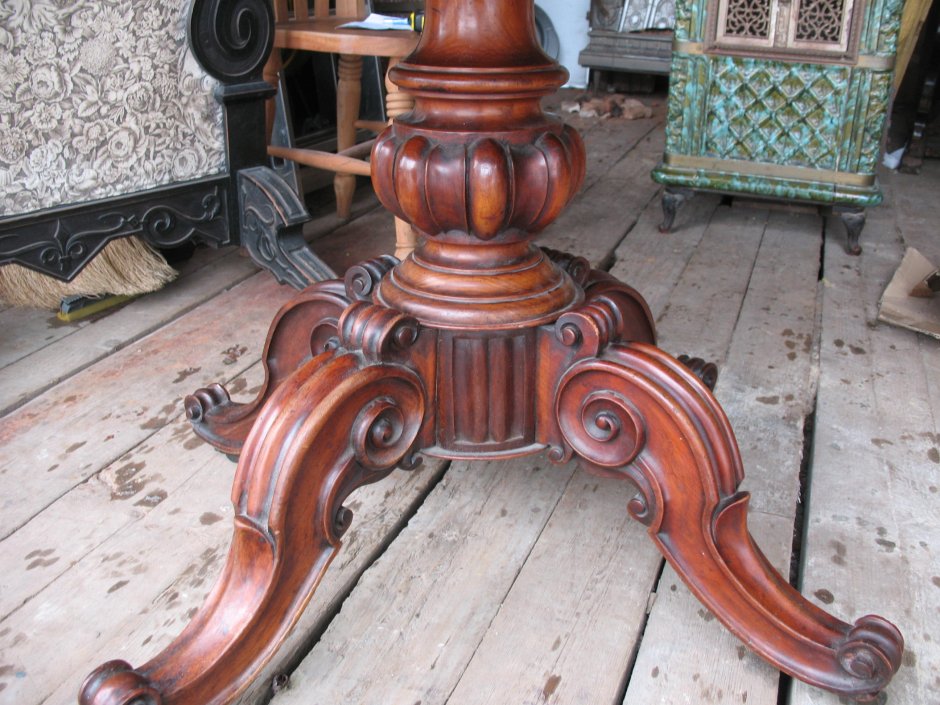 Деревянная резная точеная мебель