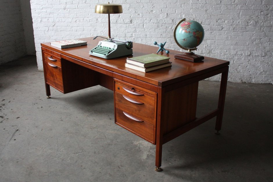 Письменный стол Нордик Scandi Plain