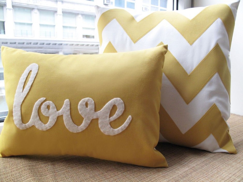 Интересные наволочки для диванных подушек