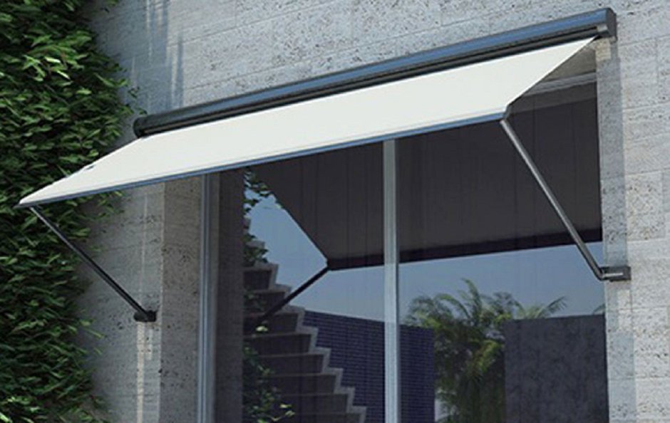 Козырек для пластиковых окон