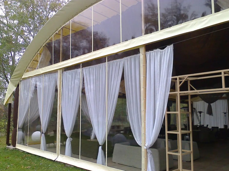 Прозрачный тент для беседки