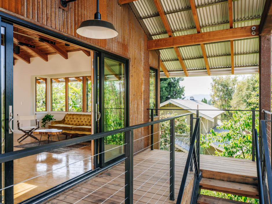 Терраса из металла