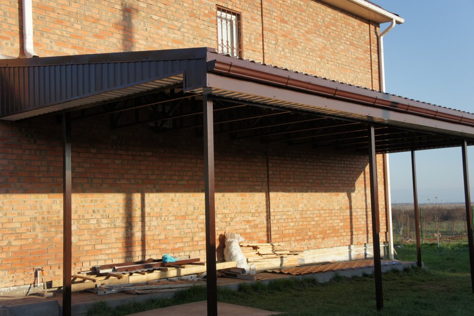 Крыльцо для частного дома из металла