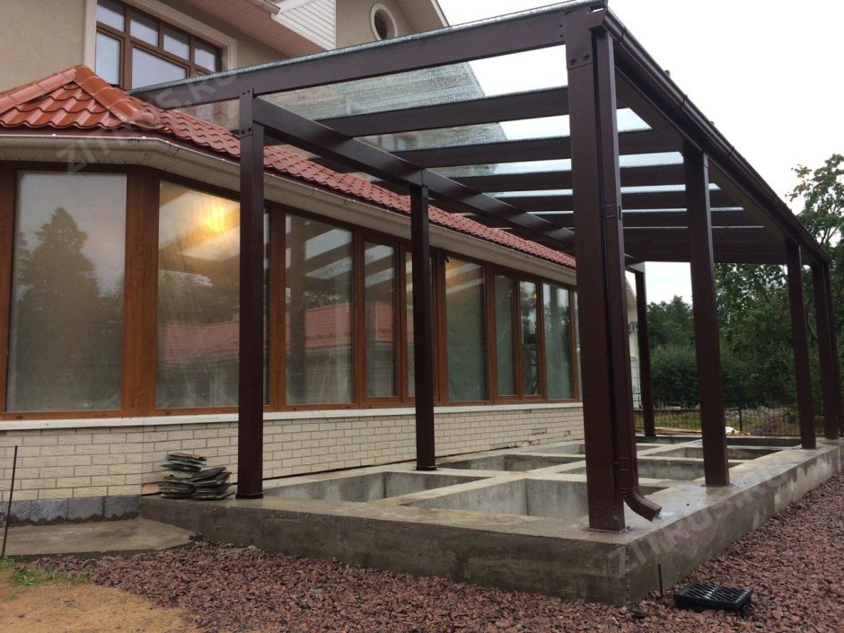 Пристройки из поликарбоната к дачному домику