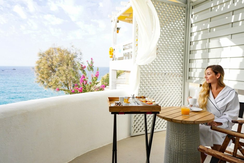 Завтрак на террасе