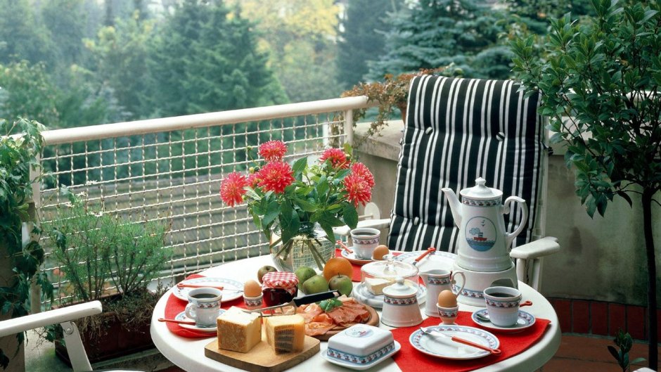 Зеркало на террасе