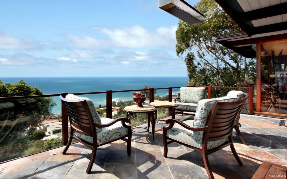 Вид на море с террасы