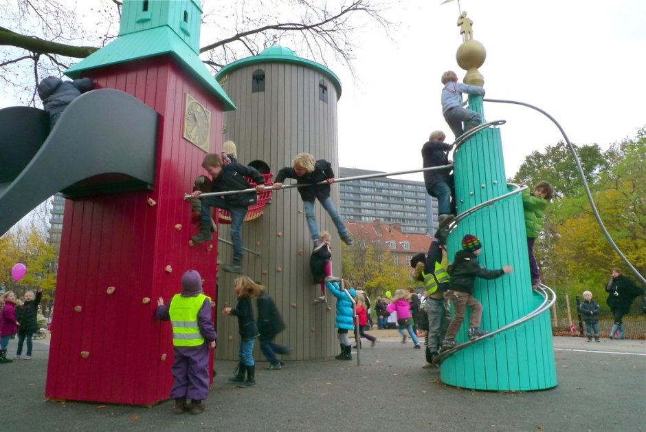 Детские площадки в Европе