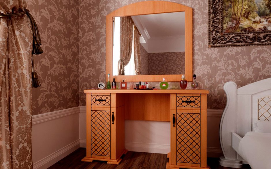 Туалетный столик из МДФ С зеркалом