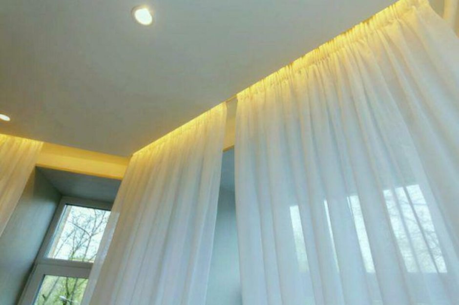 Скрытый карниз для штор